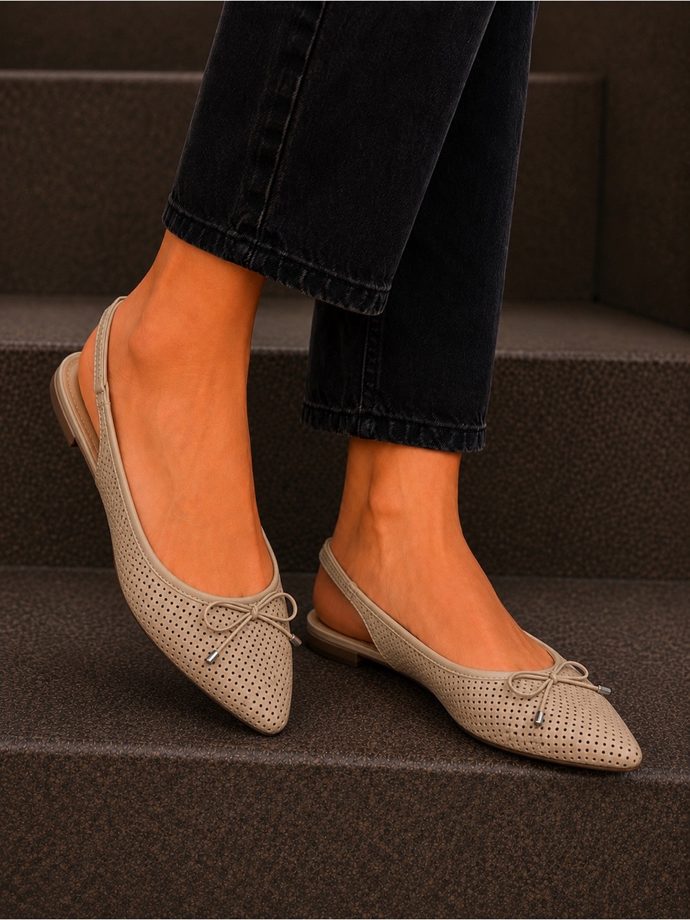 Esprit Patria Beige Perforated Slingback Ballet Flats Pointed Toe Bow Womens 9.5